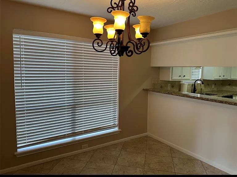 17406 Spicewood Springs Ln #17406 — Photo 29
