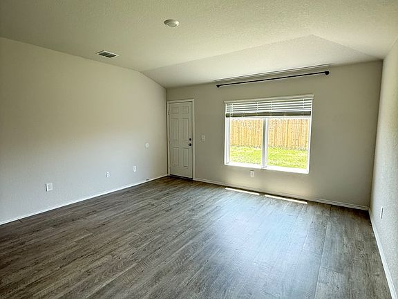 4th image of 2033 Palmer Pl