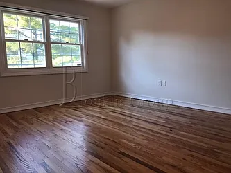 Rented by Bouklis Group