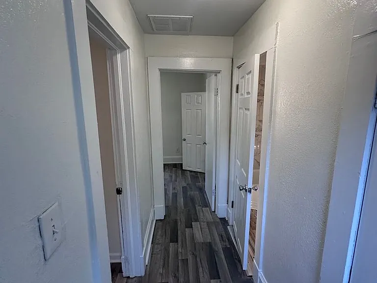 2815 Keller Ave — Photo 10