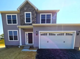 1270 Maple Ln #11, Hanover, PA 17331