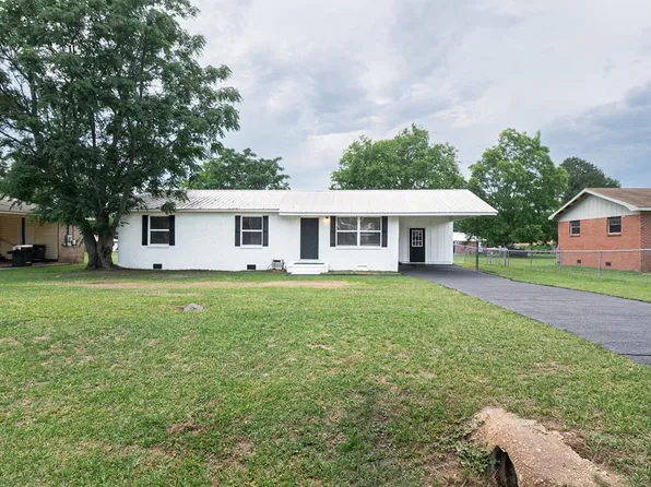 213 Rock Creek Rd, Headland, AL 36345