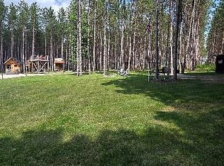 557 Crawford Lake Rd NE, Kalkaska, MI 49646