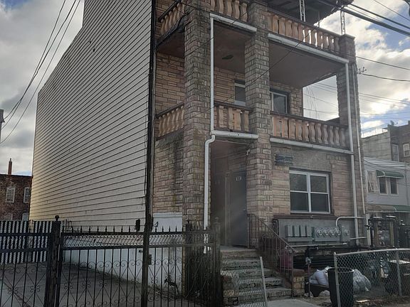 2nd image of 2815 W 37th St APT 2