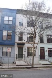 5710 45th Ave, Hyattsville, MD, 20781