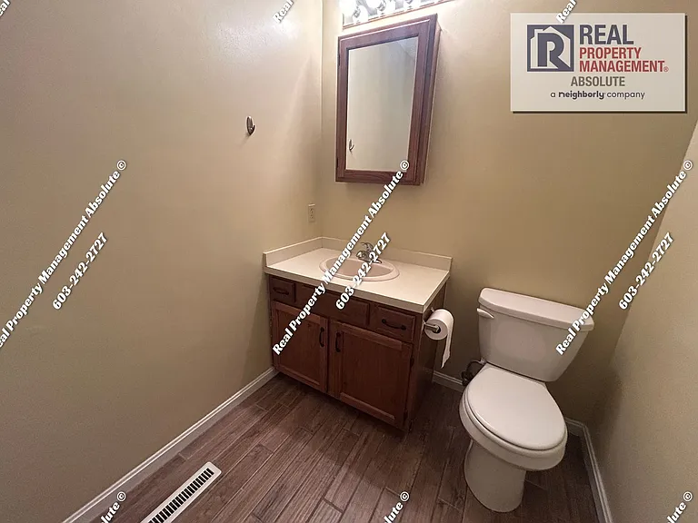 101 Cadogan Way — Photo 25