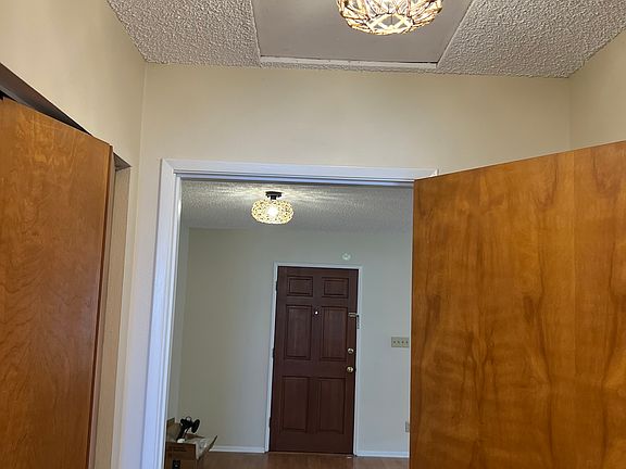 4th image of 504 E Valencia Ave #A