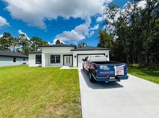 8120 N Maltese Dr, Citrus Springs, FL 34433