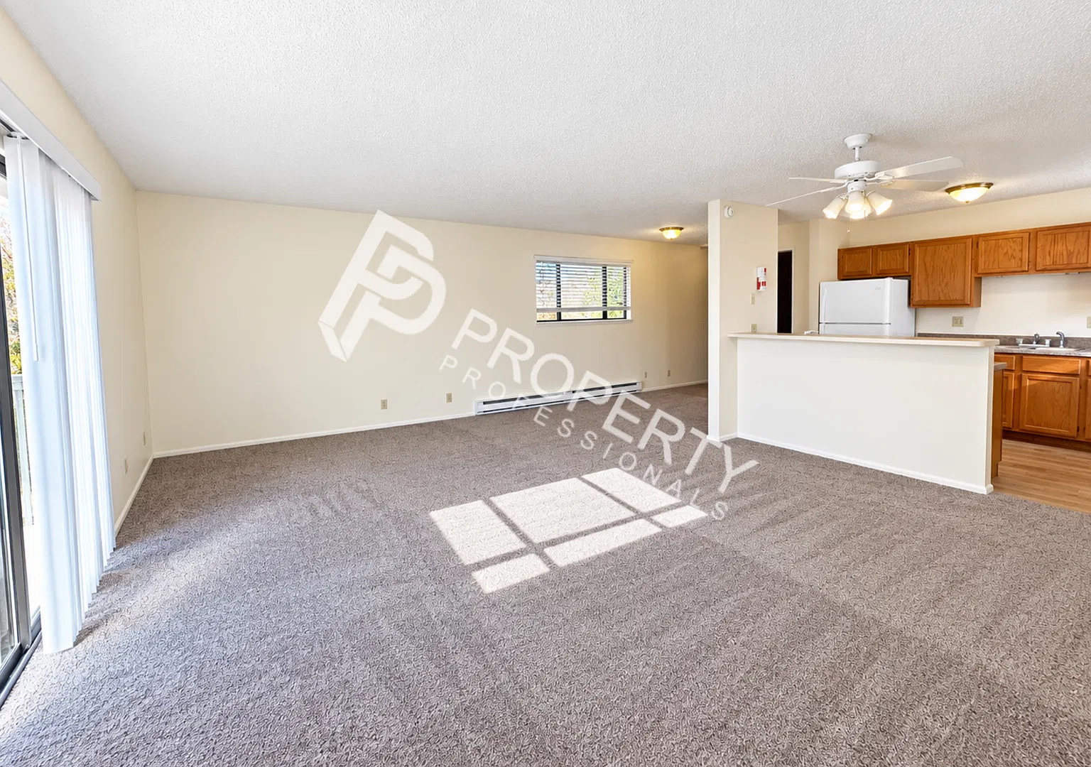 867 Birch Avenue — Photo 1