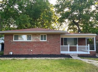 23851 Seneca Ave, Oak Park, MI 48237