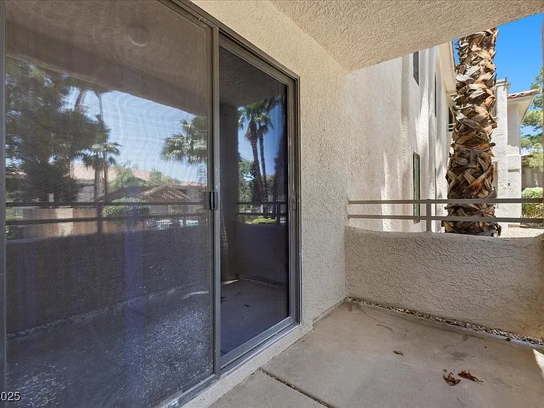 2623 S Durango Dr #102 — Photo 22