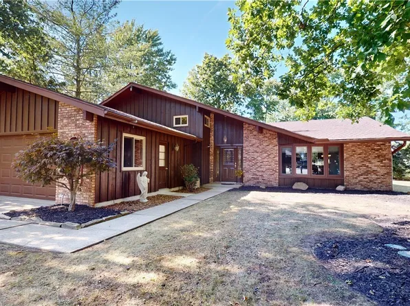 18174 Fawn Cir, Strongsville, OH 44136