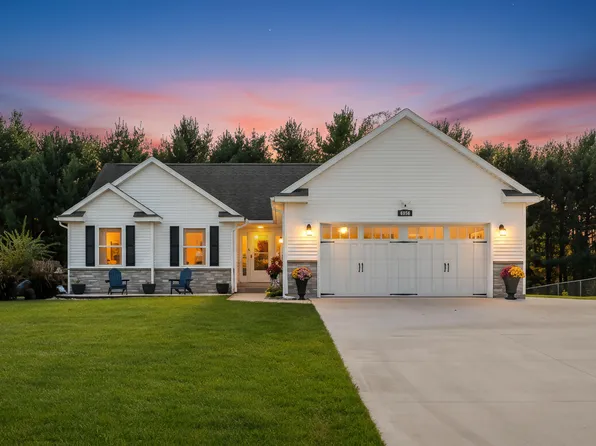 6956 Country Meadows Dr, Kalamazoo, MI 49048