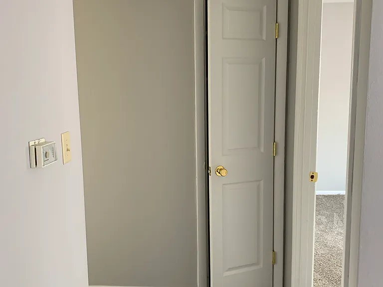 122 Maynard Dr — Photo 6