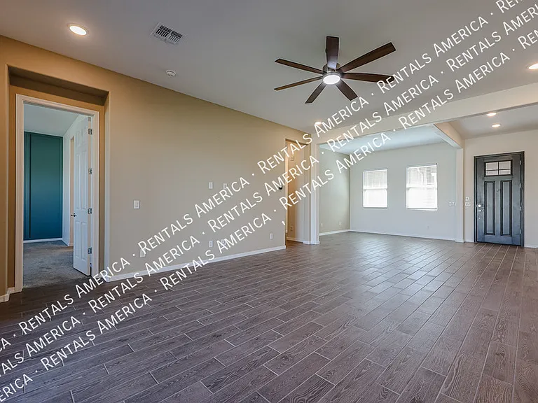 44716 N 44th Ave — Photo 14