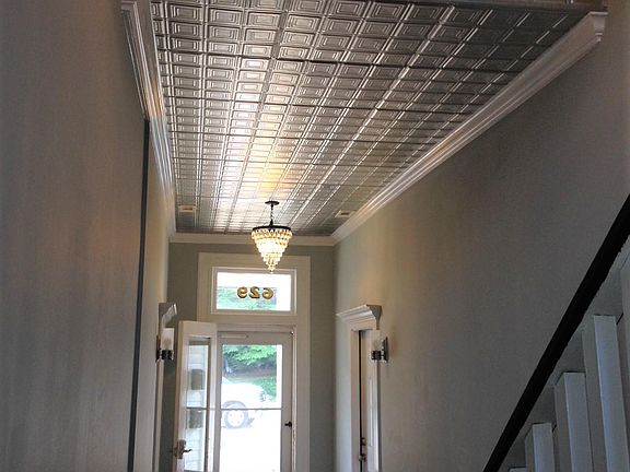 Building main entry hall