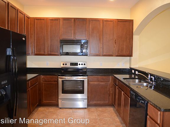 5th image of 12415 Mossy Oak Dr