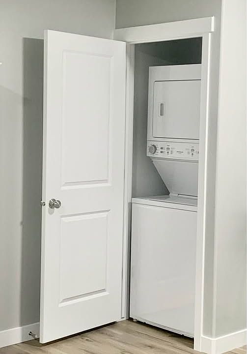 In-unit washer/dryer