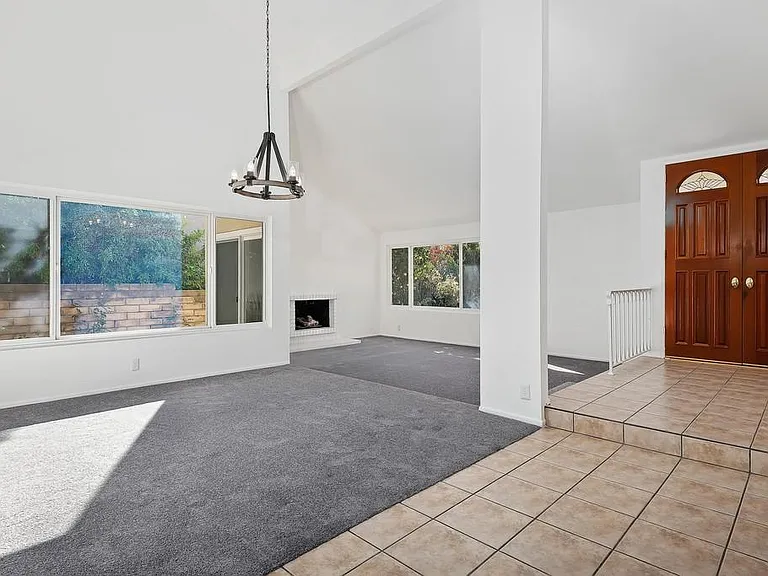 3086 Black Hills Ct — Photo 3