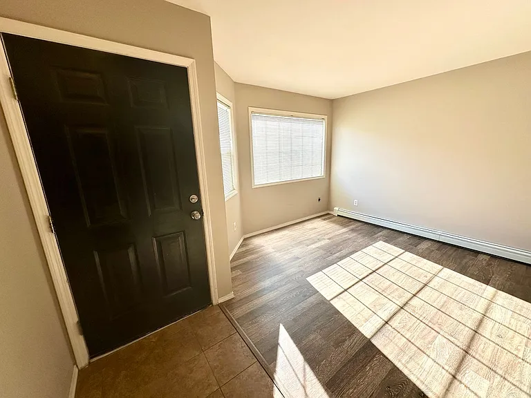 209 E 18th Ave #27 — Photo 6