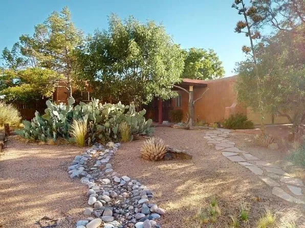 4920 Hilton Ave NE, Albuquerque, NM 87110