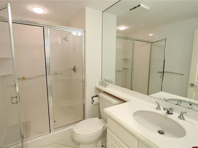60 Seagate Dr #805 — Photo 22