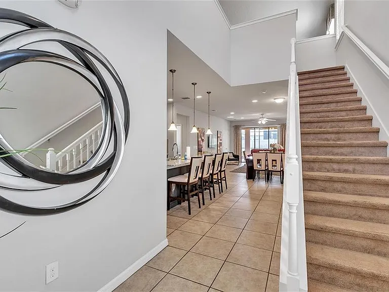 8916 Rhodes St — Photo 2