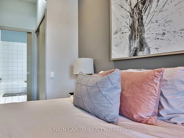 155 Dalhousie St #708 — Photo 8