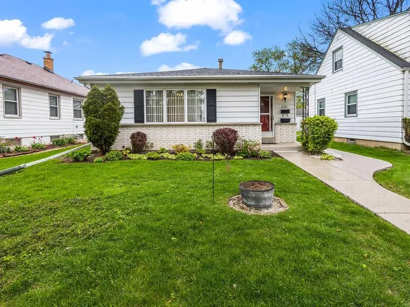 2172 S 109th STREET, West Allis, WI 53227