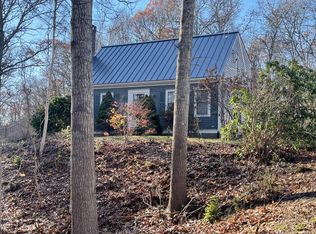 7 Woodridge Rd, East Sandwich, MA 02537