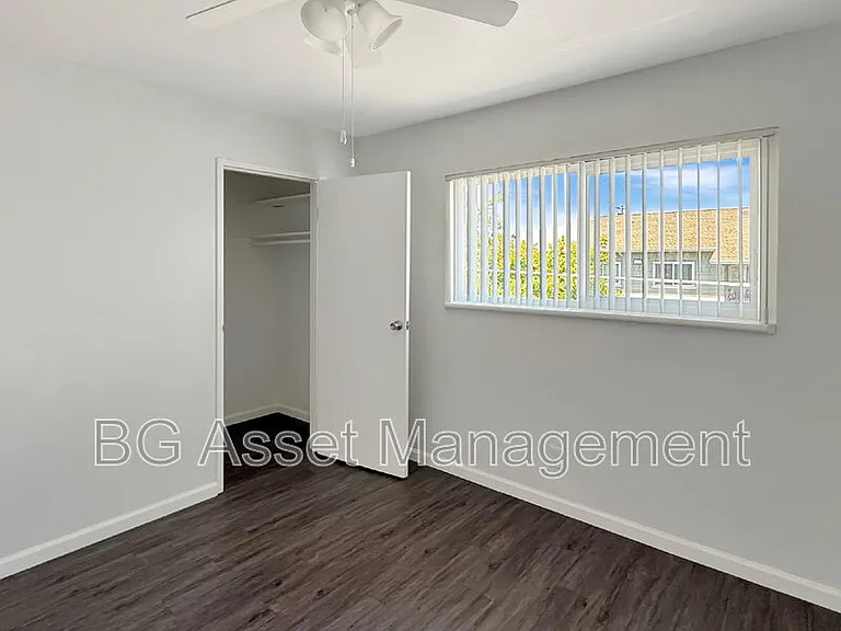 1938 Ethan Way #9 — Photo 16