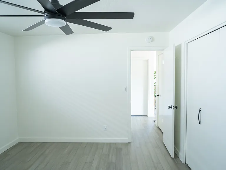 3200 Tide Ave — Photo 18