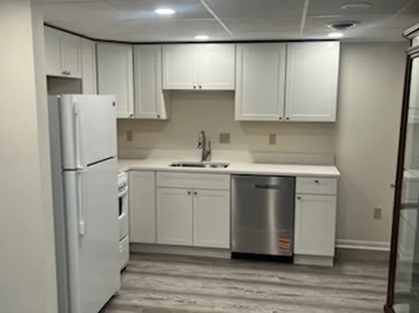 720 Shady Dr E APT D, Pittsburgh, PA 15228