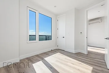 Rented by Rennit Inc.