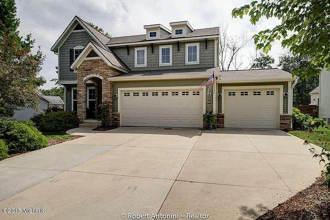 1st image of 3676 Bridgehampton Dr NE