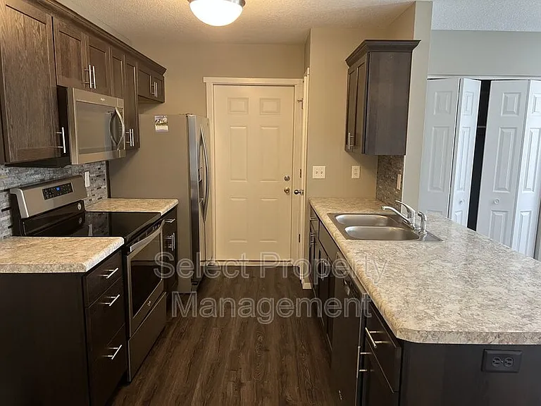 2504 Alma Ave — Photo 23