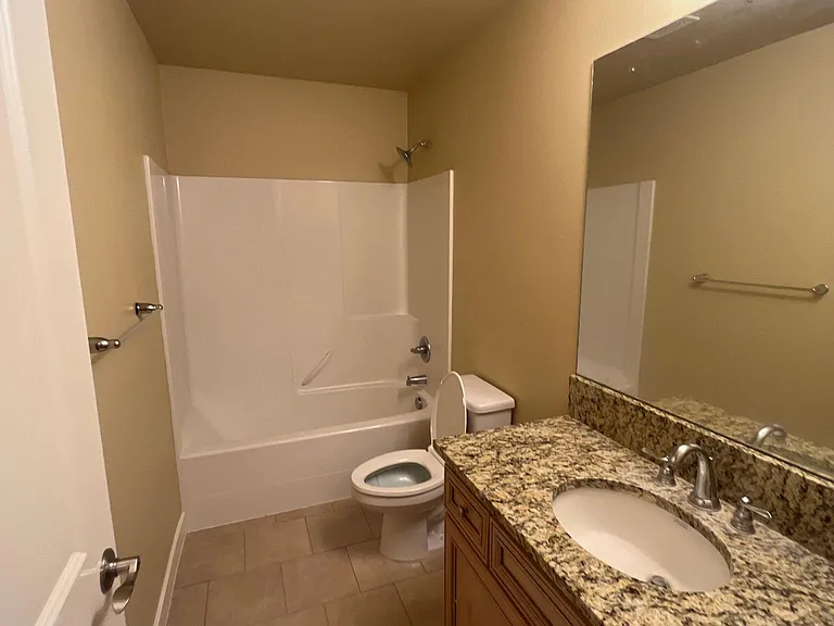6835 NE 124th Ave — Photo 15