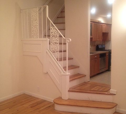5th image of 11452 200th St