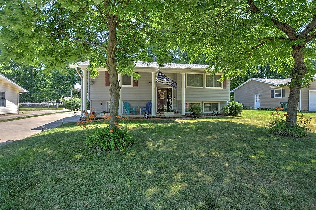 416 N Van Dongen St, Cerro Gordo, IL 61818 Zillow