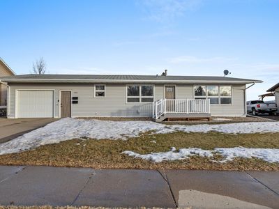 1606 6th St NW, Minot, ND, 58703