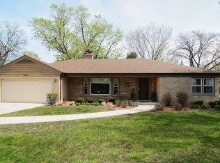 1495 W Marcus Ct, Park Ridge, IL 60068