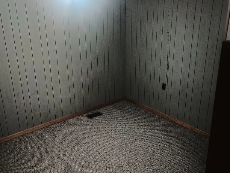 1039 Old State Highway 8 — Photo 11