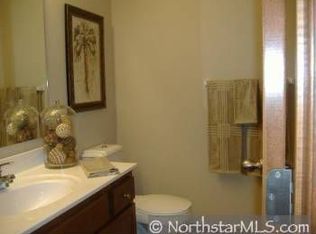 242 Dongola Ln, Shakopee, MN 55379