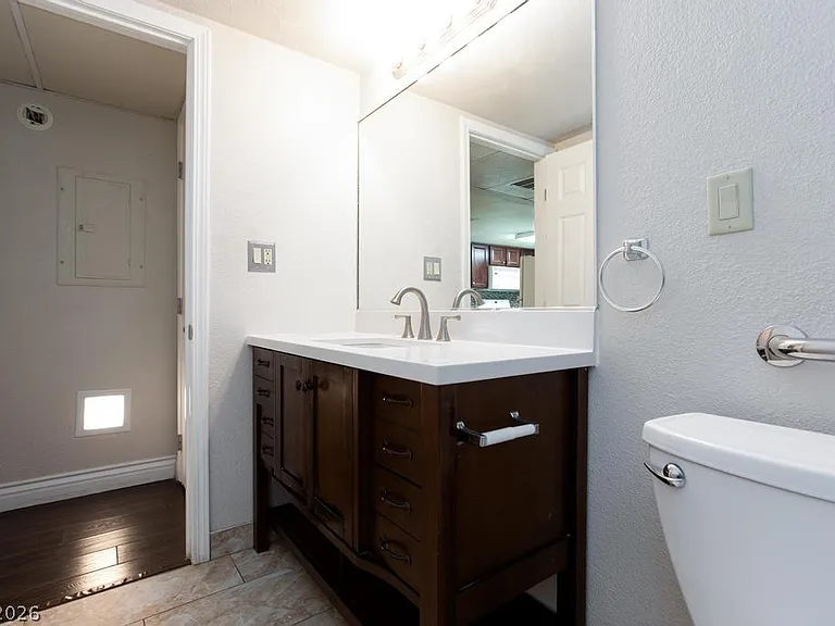 5081 River Glen Dr #127 — Photo 15