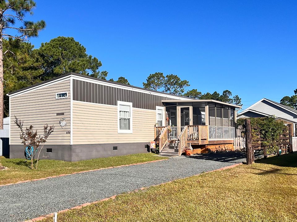 1st image of 4434 Oakcrest Drive SE
