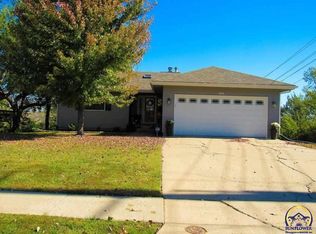 3648 SW Skyline Pkwy, Topeka, KS 66614