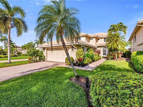 2nd image of 487 Palo Verde DR