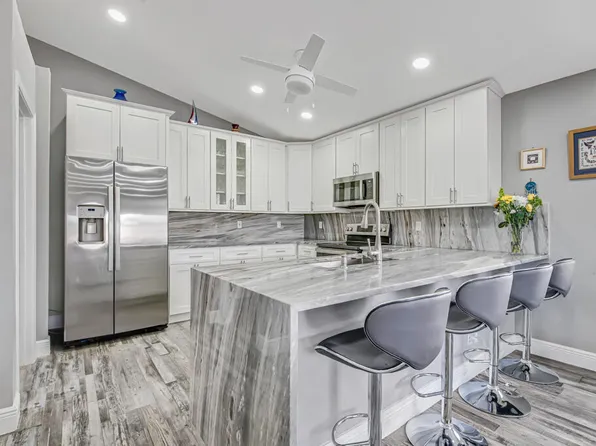 8075 Duomo Circle, Boynton Beach, FL 33472