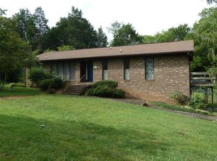7729 Gill Rd, Powell, TN 37849