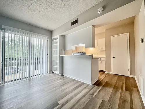 Floor plan 204